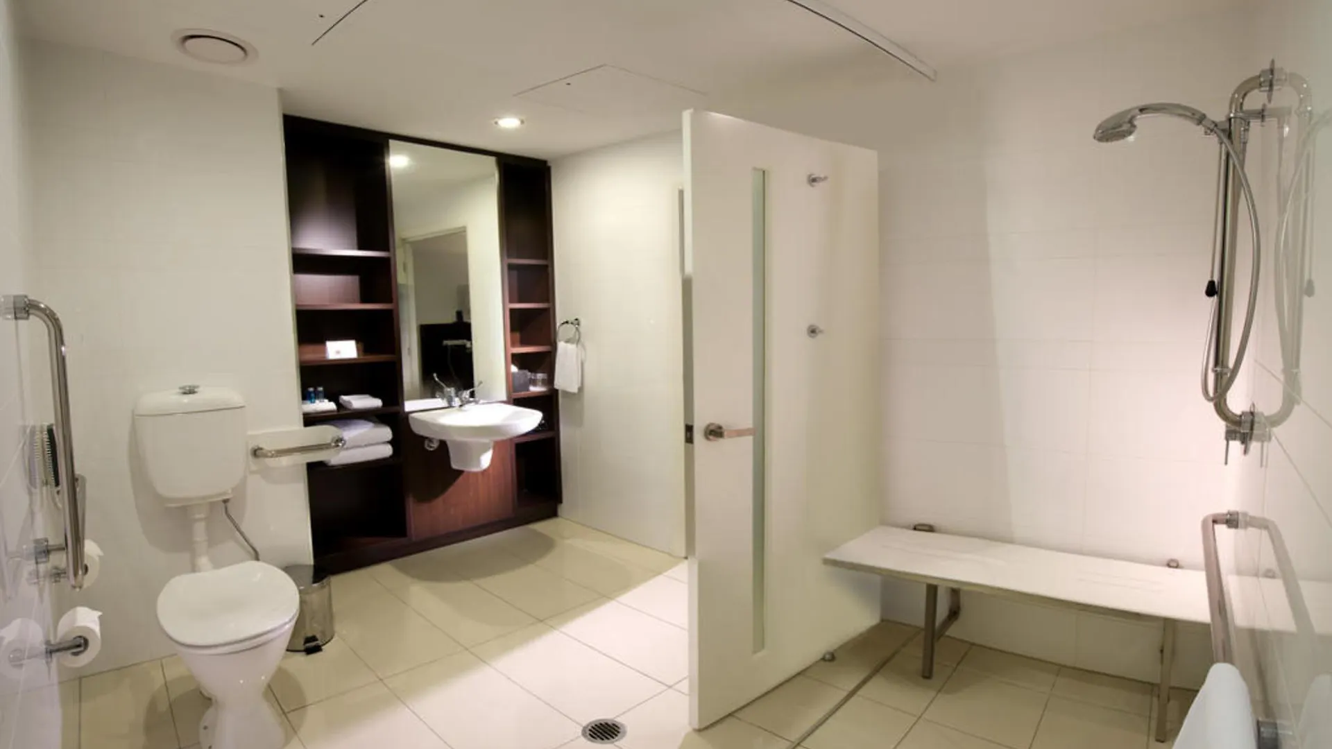 **** Hotel Novotel Brisbane Airport Australia