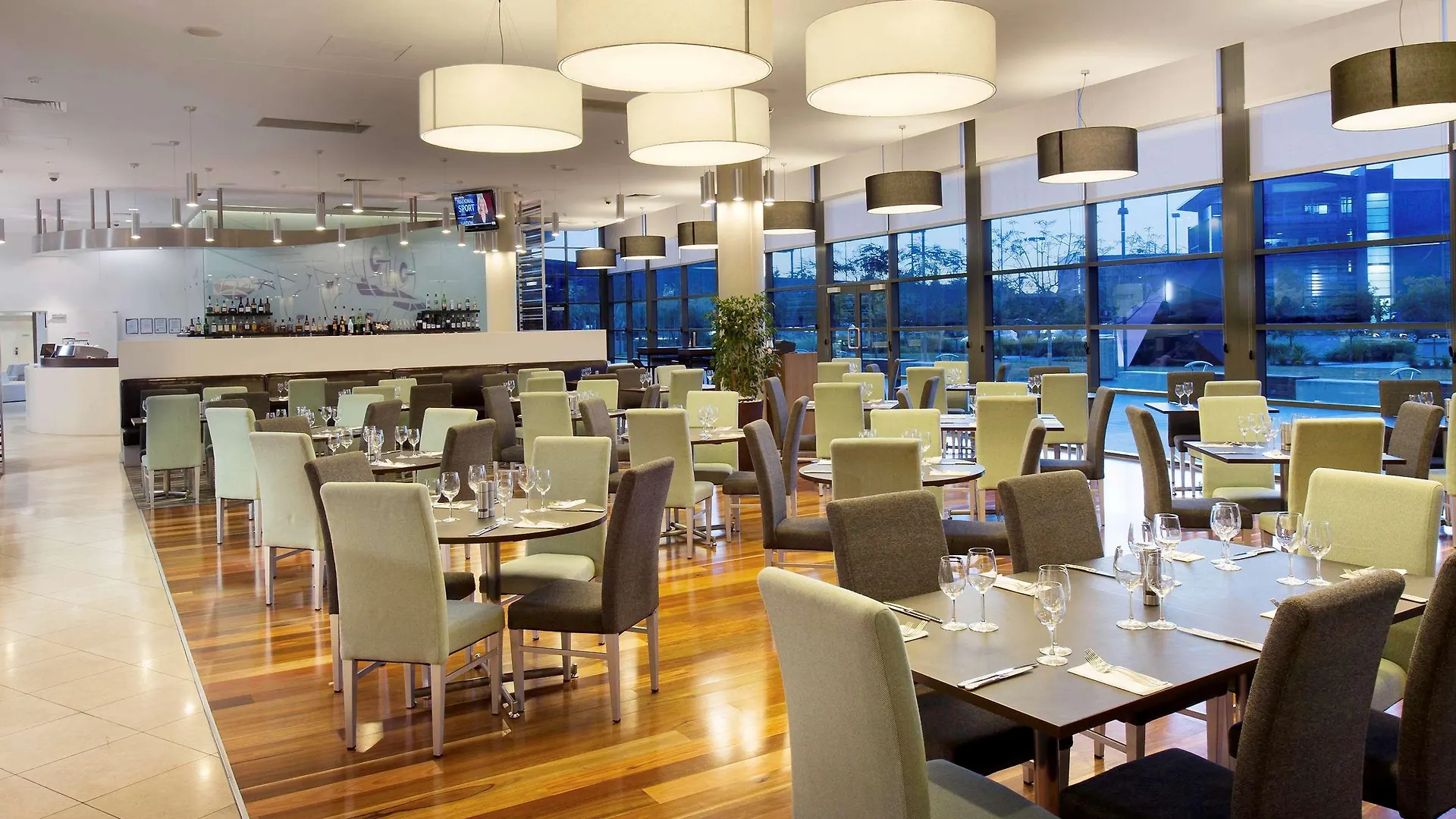 **** Hotel Novotel Brisbane Airport Australia